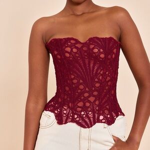 Pretty Little Thing  Lace Corset - US 6
